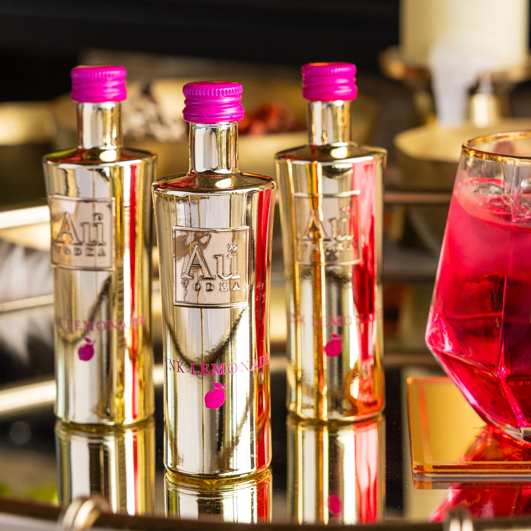 Au Vodka Pink Lemonade Miniature