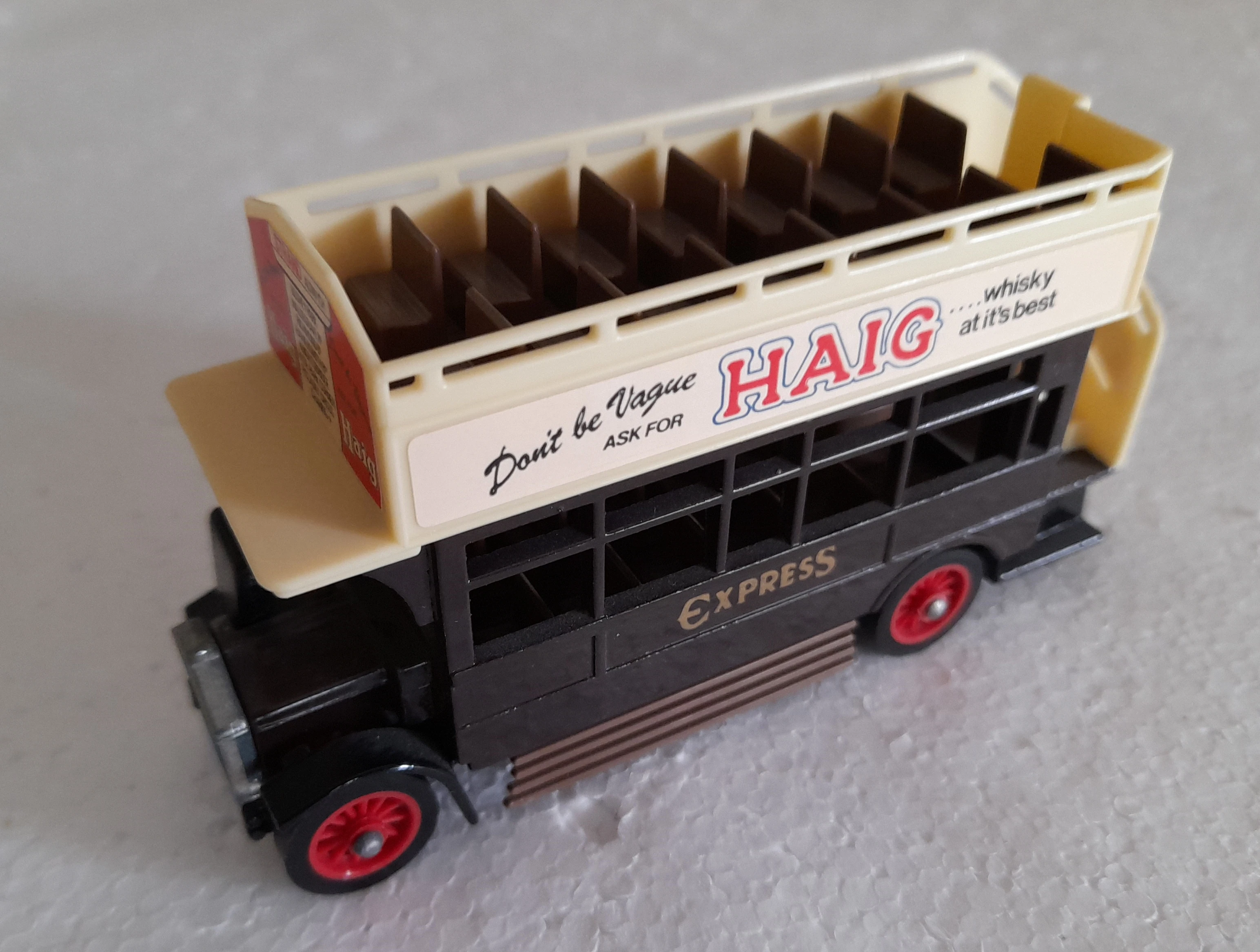 1922 AEC Omnibus image
