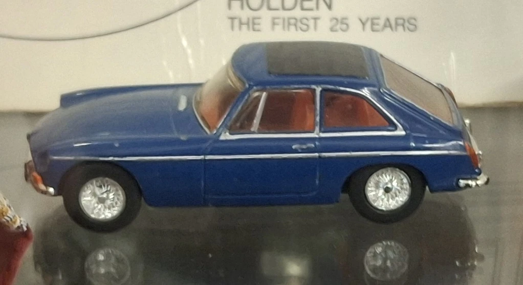 1965 MGB GT image