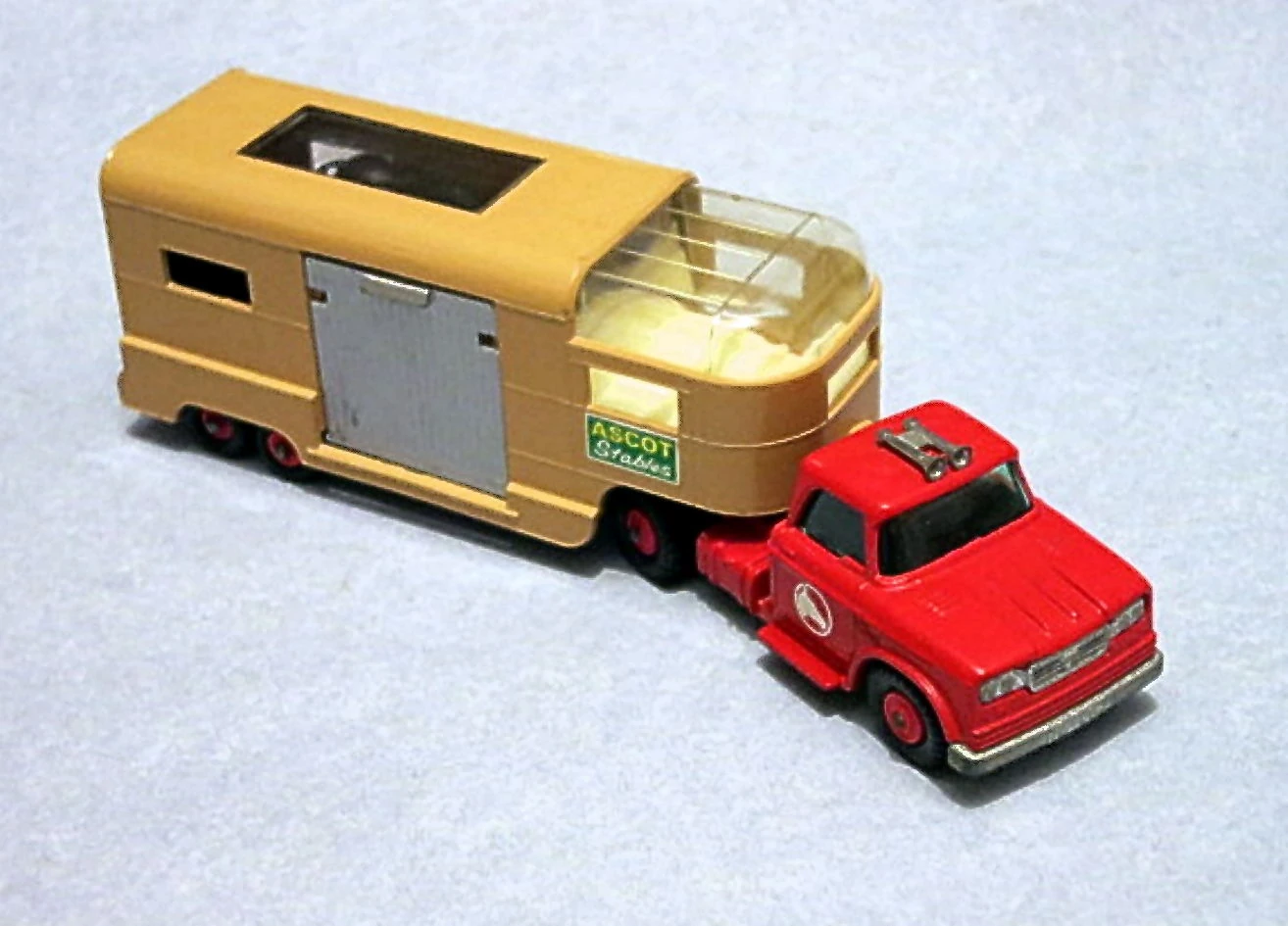 Articulated Horse Box image