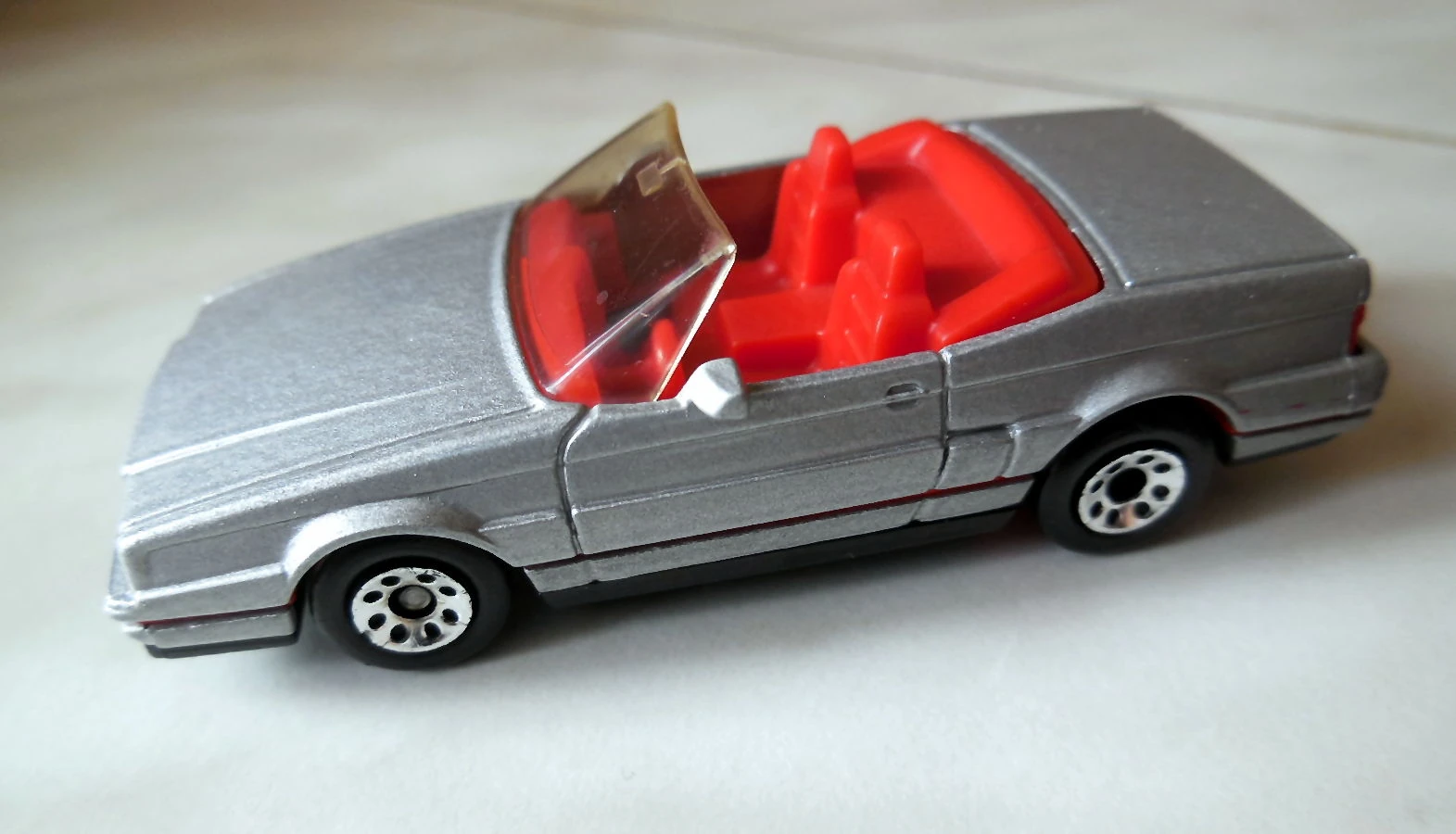 Cadillac Allante image