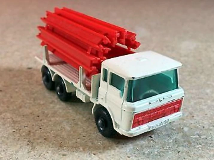 DAF Girder Truck image