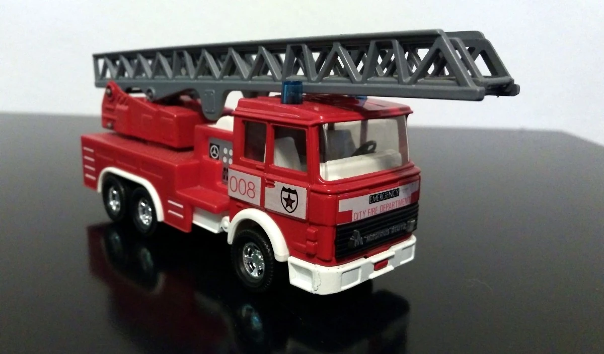Fire Engine image
