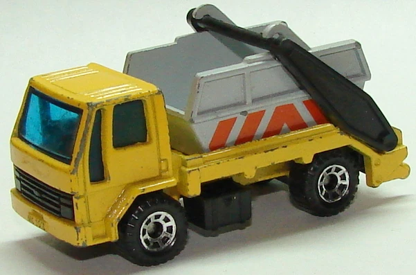 Ford Cargo Skip Truck image
