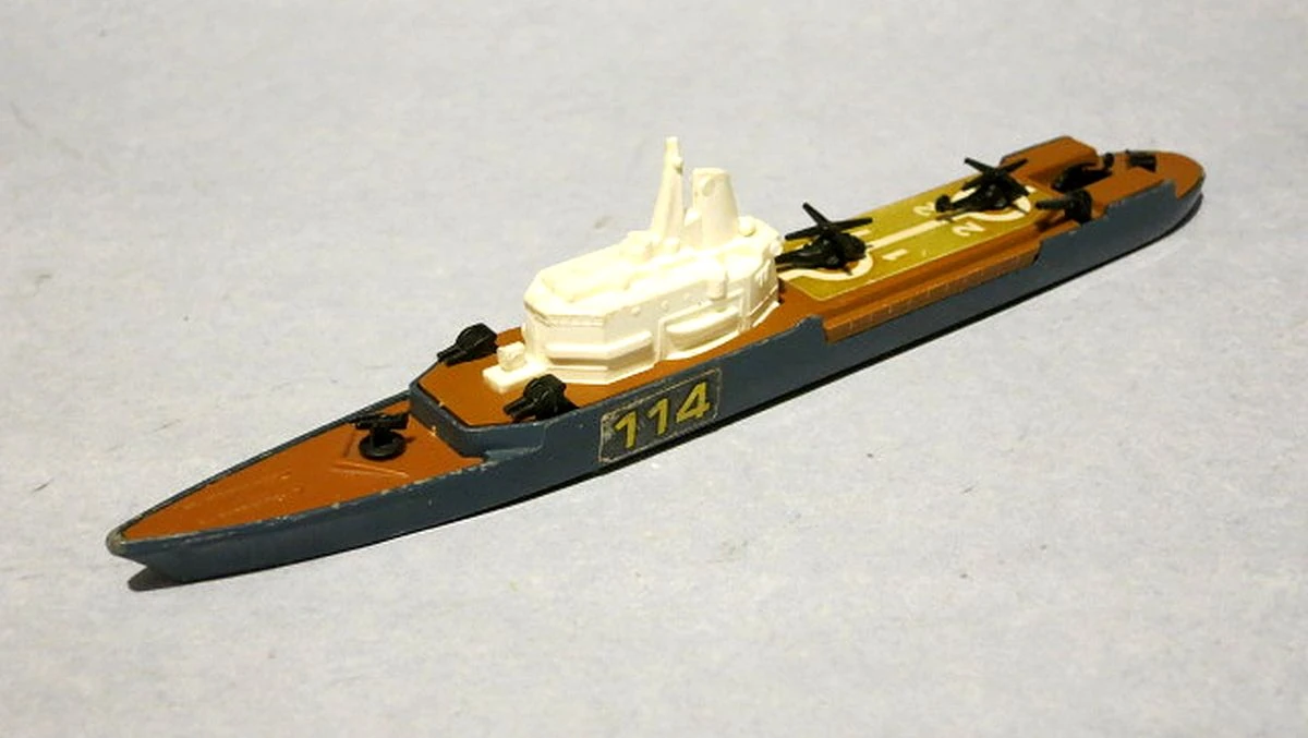 Helicopter Carrier image