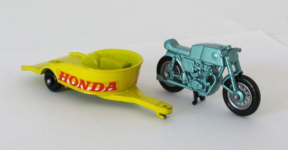 Honda Motorcycle & Trailer