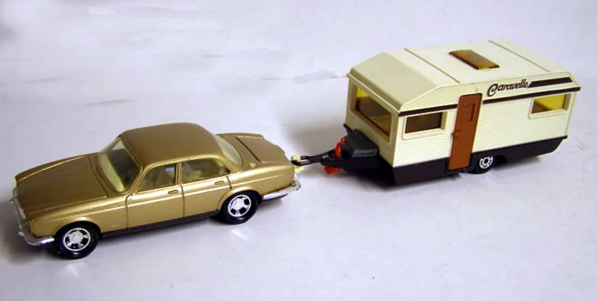 Jaguar & Caravan image