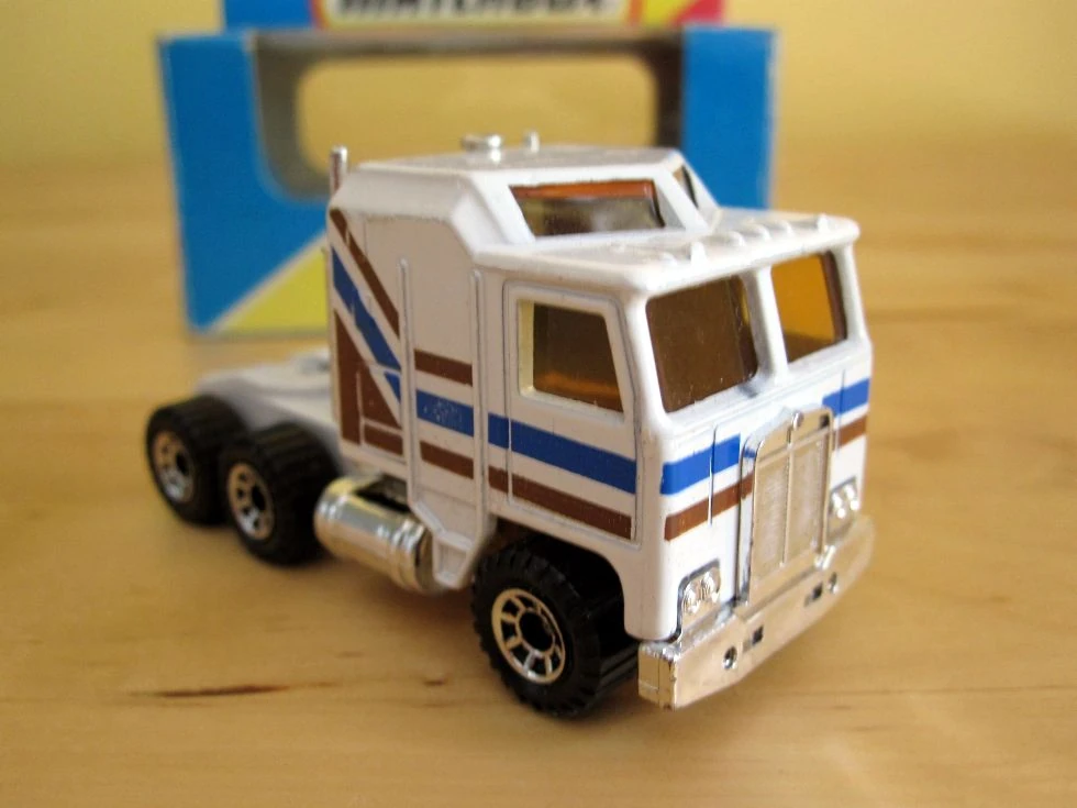 Kenworth Aerodyne image
