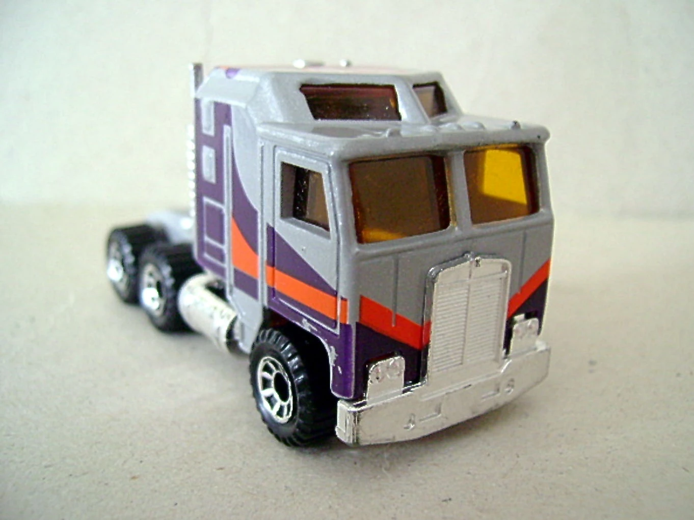 Kenworth Aerodyne image