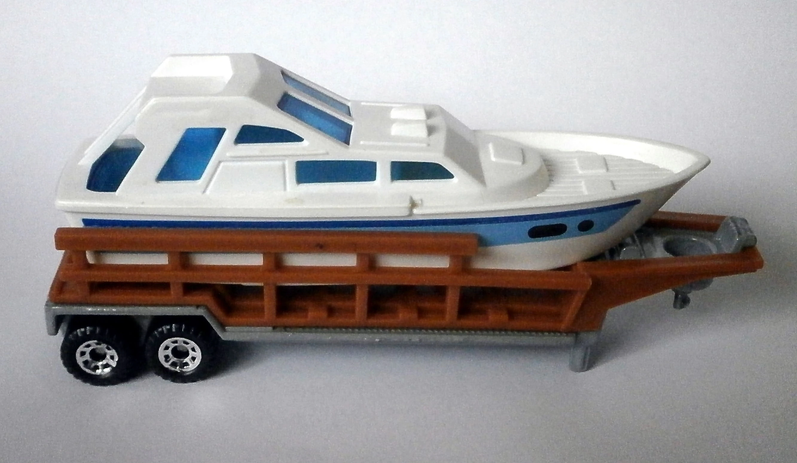 Kenworth Power Launch Transporter