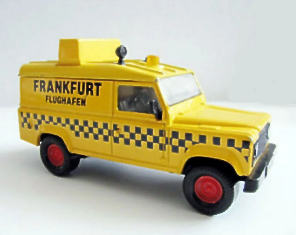 Land Rover 110 image