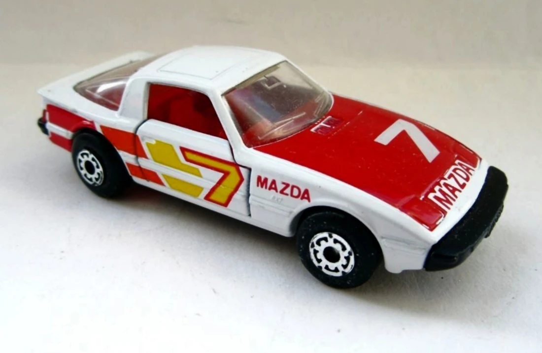 Mazda RX7 image