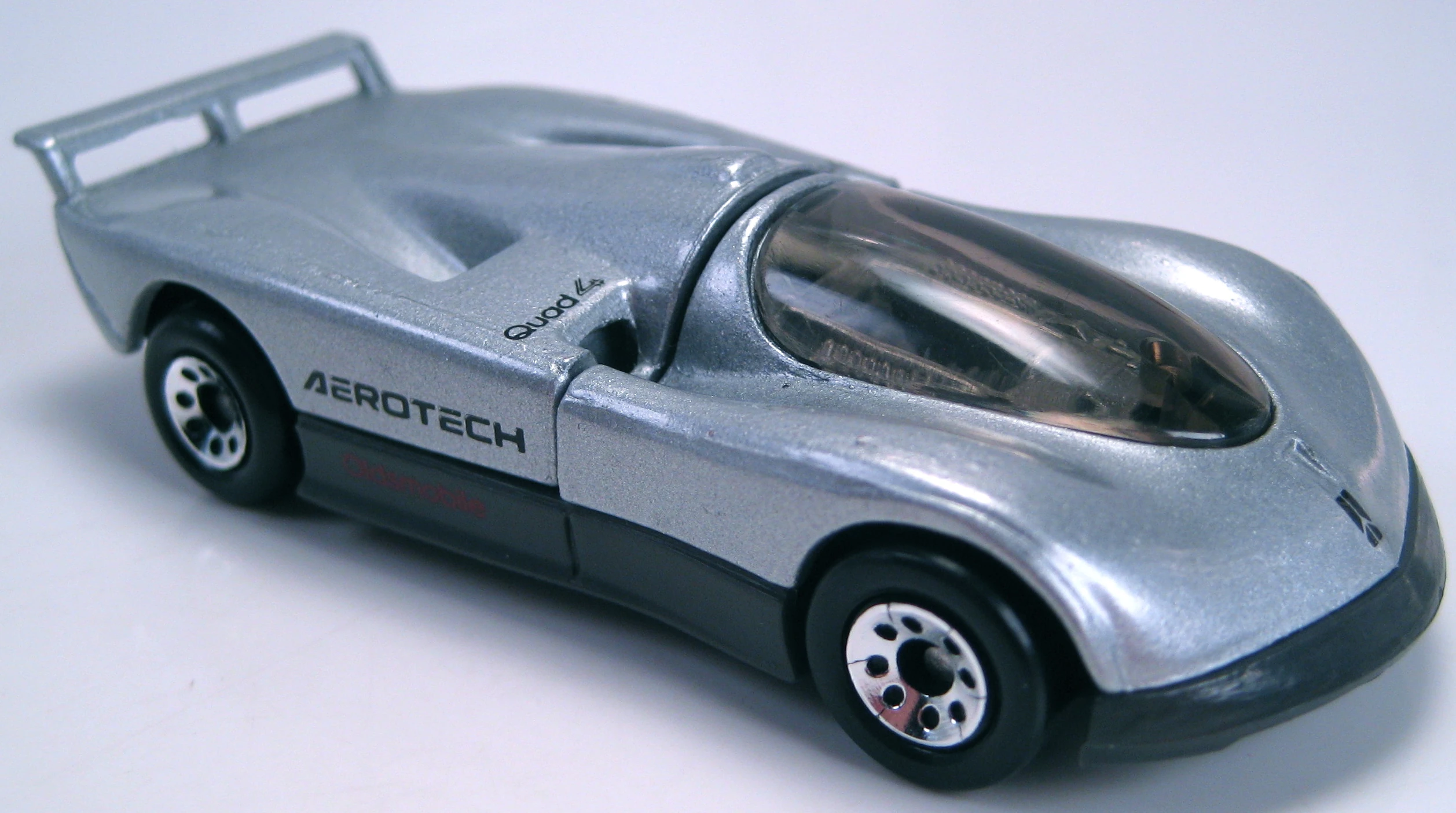 Oldsmobile Aerotech image