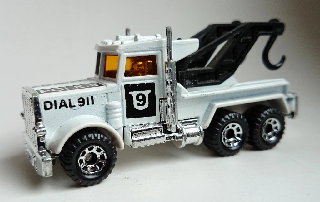 Peterbilt Wreck Truck