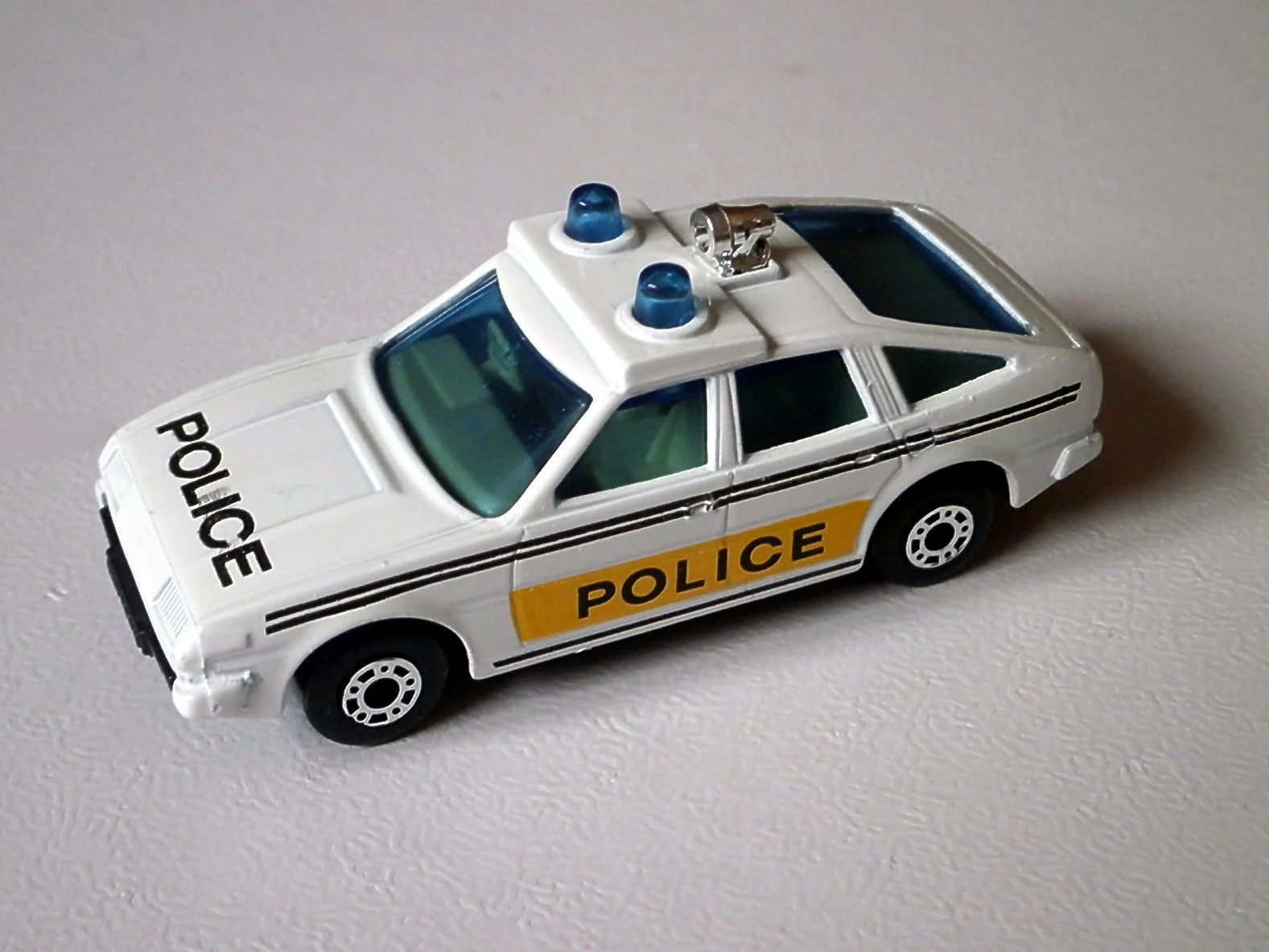 Rover 3500 image