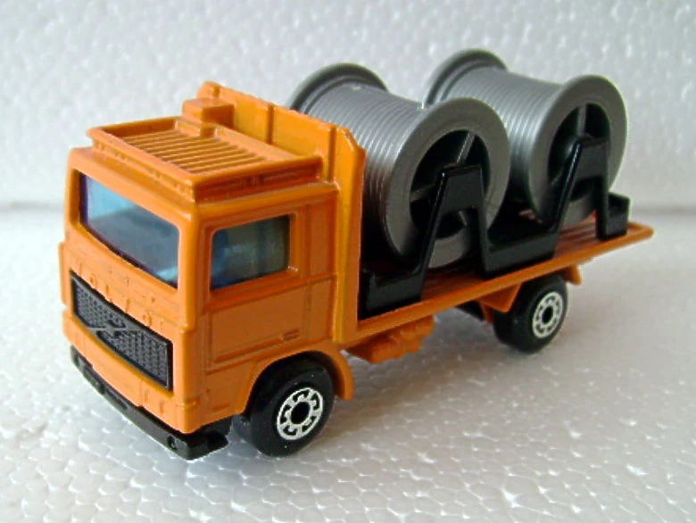 Volvo Cable Truck image