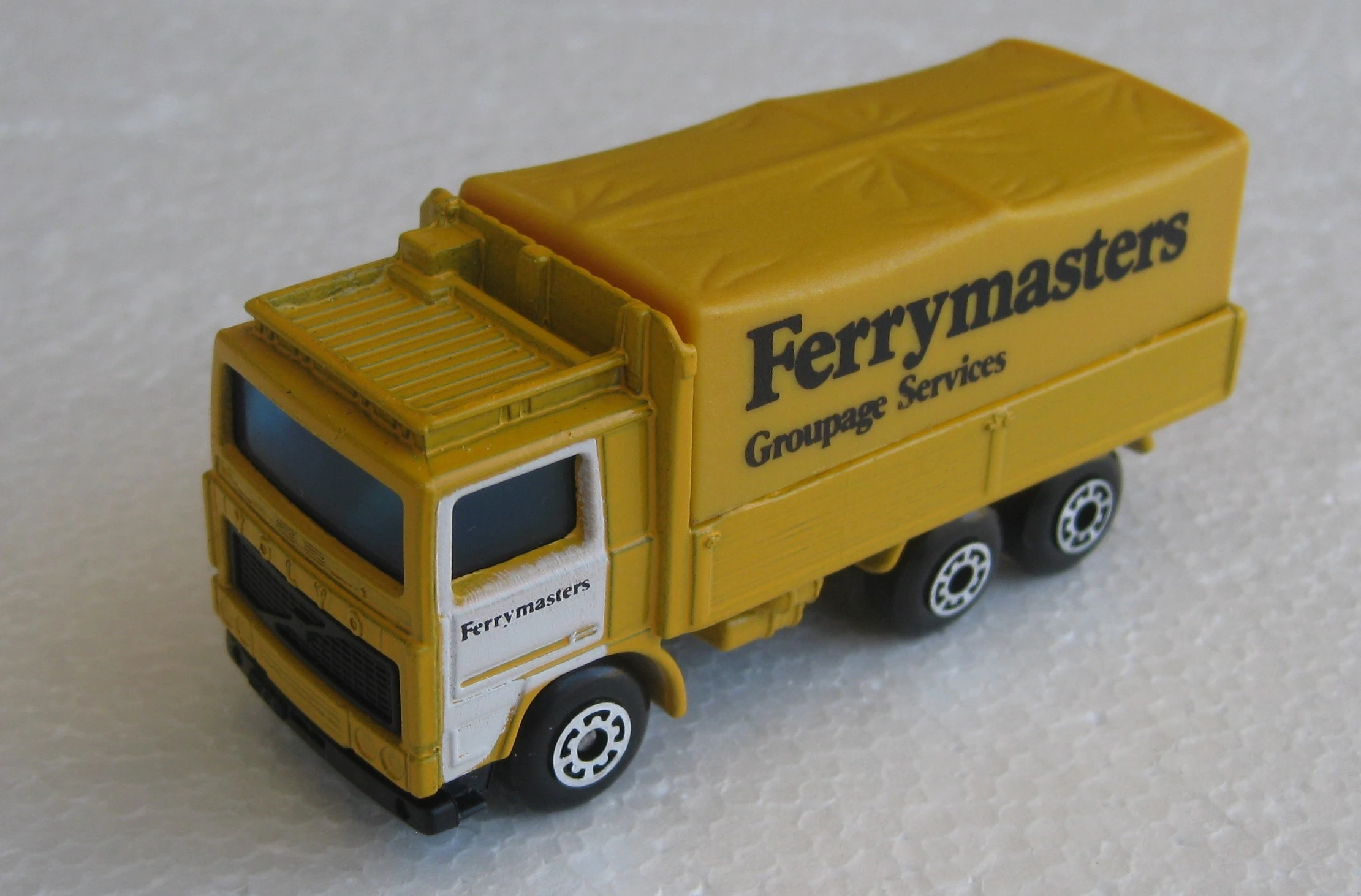 Volvo Tilt Truck image